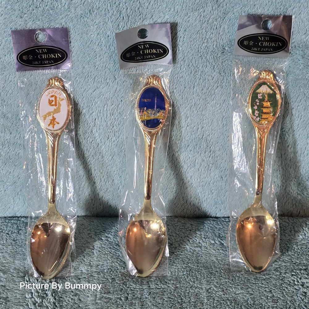 New Chokin Art Japanese souvenir collector spoons, featuring gold-plated designs